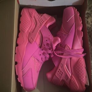 Pink Nike Huaraches